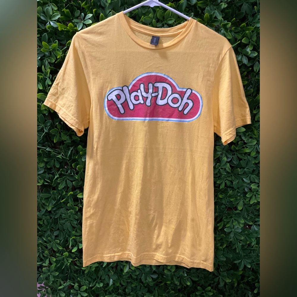 Gildan Softstyle T-Shirt in Yellow SIZE SMALL